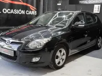 Usado Hyundai i30 Comfort 89 CV (65 kW) 2009 Negro