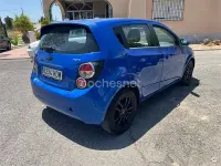 Usado Chevrolet Aveo LTZ 100 CV (73 kW) 2011 Azul Berlina