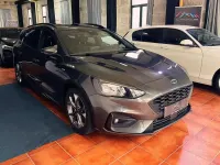 Usado Ford Focus ST-Line 155 CV (114 kW) 2021 Gris Familiar