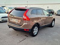 Usado Volvo XC60 Momentum 136 CV (100 kW) 2013 Marrón SUV