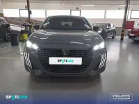 Usado Peugeot 208 Allure 100 CV (73 kW) 2025 Gris Utilitario