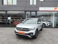 Usado VW T-Cross Advance 95 CV (69 kW) 2023 Gris / plata SUV