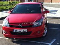 Usado Opel Astra GTC Sport 125 CV (91 kW) 2005 Rojo Berlina