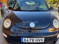 Usado VW New Beetle 100 CV (73 kW) 2003 Negro Utilitario