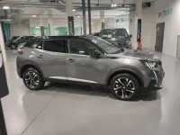 Usado Peugeot 2008 GT 131 CV (96 kW) 2022 Gris SUV