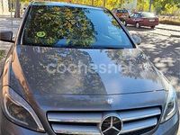 Usado Mercedes B180 109 CV (80 kW) 2013 Gris / plata Monovolumen