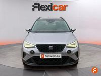 Usado Seat Arona Style 110 CV (80 kW) 2023 Gris / plata SUV