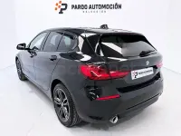 Usado BMW 118 Sport Line 136 CV (100 kW) 2023 Negro Utilitario
