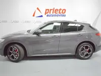Usado Alfa Romeo Stelvio Veloce 209 CV (153 kW) 2022 Gris SUV