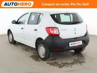 Käytetty Dacia Sandero Base 75 HP (55 kW) 2015 Valkoinen Sedan