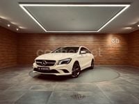 Usado Mercedes CLA220 Shooting Brake Urban 177 CV (130 kW) 2016 Blanco Familiar