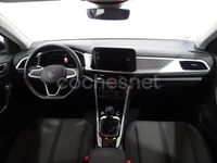 Usado VW T-Roc Life 110 CV (80 kW) 2023 Rojo SUV