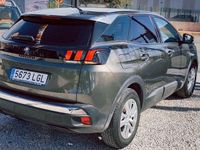 Usado Peugeot 3008 Active 131 CV (96 kW) 2020 Gris SUV