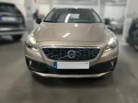 Usado Volvo V40 CC Momentum 150 CV (110 kW) 2016 Marrón Familiar