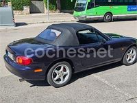 Usado Mazda MX5 90 CV (66 kW) 1999 Azul Descapotable