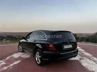 Usado Mercedes R320 224 CV (164 kW) 2008 Negro Familiar
