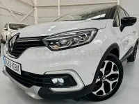 Usado Renault Captur Zen 120 CV (88 kW) 2017 Blanco SUV