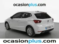 Usado Seat Ibiza FR 110 CV (80 kW) 2023 Blanco Utilitario