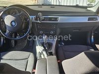 Usado BMW 320 150 CV (110 kW) 2008 Negro Familiar