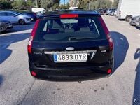 Usado Ford Fiesta Trend 68 CV (50 kW) 2006 Negro Utilitario