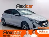 Usado Hyundai i20 101 CV (74 kW) 2024 Blanco Utilitario