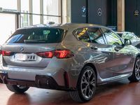 Usado BMW 120 Comfort Edition 163 CV (119 kW) 2025 Gris / plata Utilitario