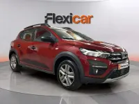 Usado Dacia Sandero Acces 75 CV (55 kW) 2021 Rojo Berlina