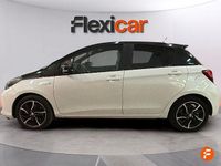 Usado Toyota Yaris Hybrid Active 100 CV (73 kW) 2016 Gris Berlina