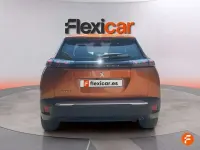 Usado Peugeot 2008 Active 101 CV (74 kW) 2023 Naranja SUV
