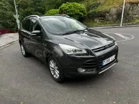 Usado Ford Kuga Titanium 120 CV (88 kW) 2015 Negro SUV