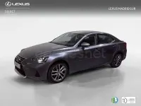 Usado Lexus IS300h Executive Line 223 CV (164 kW) 2019 Gris / plata Berlina