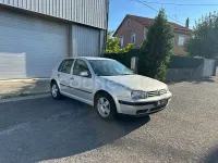 Usado VW Golf IV Conceptline 90 CV (66 kW) 2000 Gris / plata Berlina