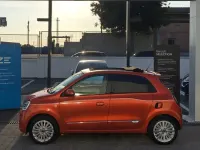 Usado Renault Twingo Vibes 59 kW (81 CV) 2021 Naranja valencia Utilitario