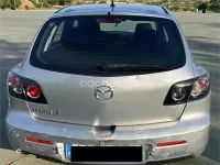 Usado Mazda 3 Active 109 CV (80 kW) 2006 Gris / plata Berlina