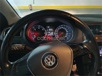 Usado VW Polo 75 CV (55 kW) 2014 Azul Berlina