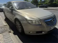 Usado Opel Insignia Edition 110 CV (80 kW) 2010 Beige Berlina