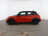 Usado Mini Cooper D 115 CV (84 kW) 2019 Rojo Utilitario