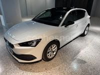 Usado Seat Leon Style 150 CV (110 kW) 2024 Blanco Berlina