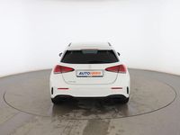 Usado Mercedes A180 AMG line 116 CV (85 kW) 2021 Blanco Berlina