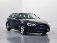 Usado Audi A3 Design 131 CV (96 kW) 2019 Negro Berlina