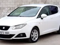 Usado Seat Ibiza Style 105 CV (77 kW) 2011 Blanco Berlina