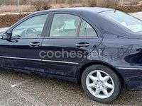 Usado Mercedes C320 Elegance 218 CV (160 kW) 2003 Azul Berlina