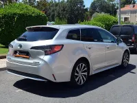 Usado Toyota Corolla Sport 122 CV (89 kW) 2021 Gris / plata Familiar