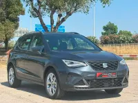 Usado Seat Arona FR 115 CV (84 kW) 2025 Gris / plata SUV