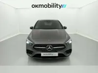 Usado Mercedes B200 150 CV (110 kW) 2022 Plateado Utilitario