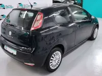 Używany Fiat Punto Evo Active 75 KM (55 kW) 2011 Niebieski Hatchback