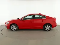 Usado Volvo S60 Momentum 150 CV (110 kW) 2016 Rojo Berlina