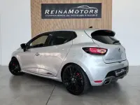 Usado Renault Clio IV Trophy 220 CV (161 kW) 2017 Gris / plata Berlina