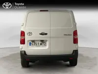 Usado Toyota Proace 120 CV (88 kW) 2024 Blanco Monovolumen