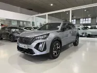 Usado Peugeot 2008 Allure 100 CV (73 kW) 2025 Gris / plata SUV